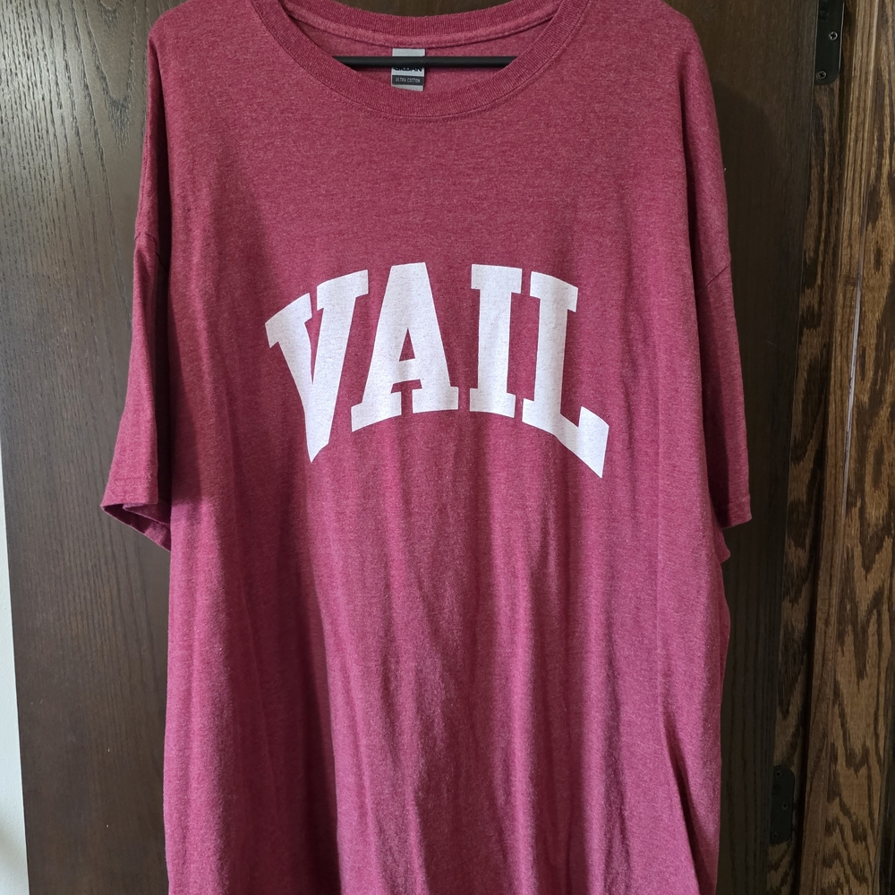 Gildan Vail Maroon Short Sleeve Tee